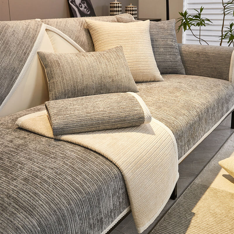 PawGuard – Eco-Friendly Scratch Protection Sofa Cover