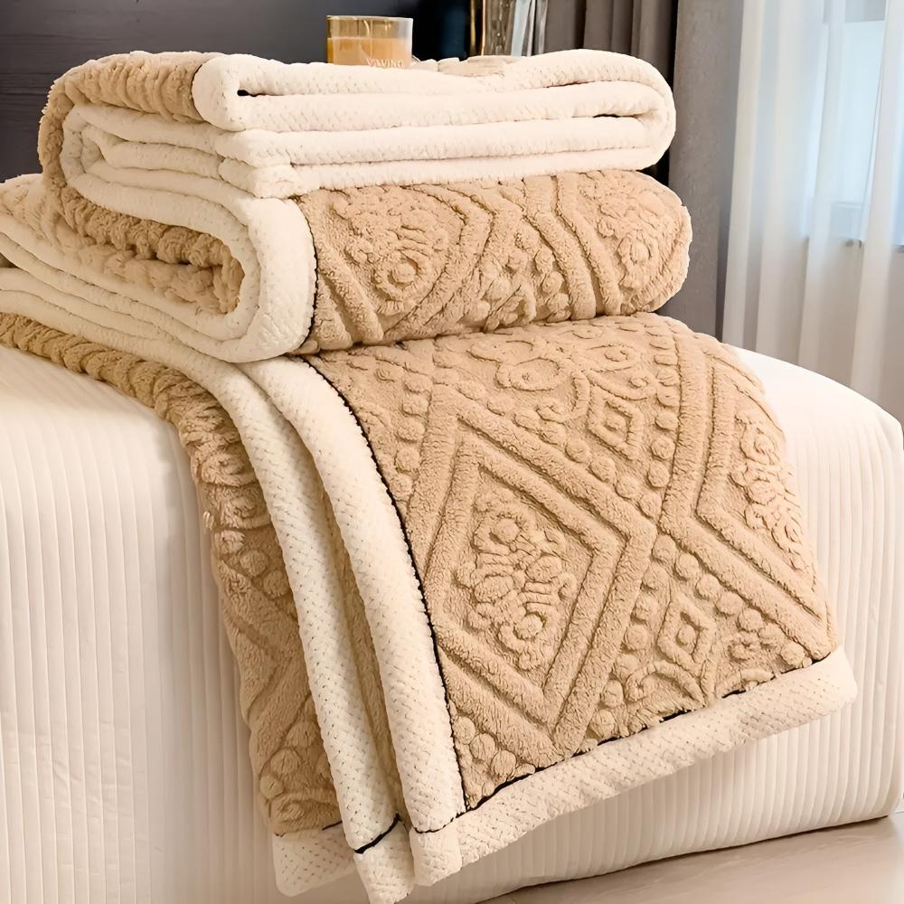 Vesper Velvet Blanket - Plush Sherpa Backing, Year-Round Comfort 1