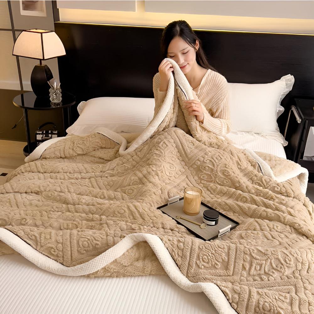 Vesper Velvet Blanket - Plush Sherpa Backing, Year-Round Comfort 2