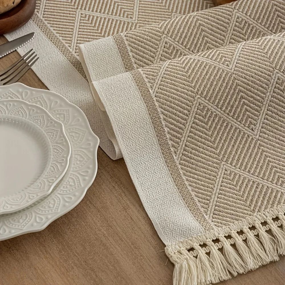 Zara Loom Table Runner - Microfiber, Geometric Zigzag 4
