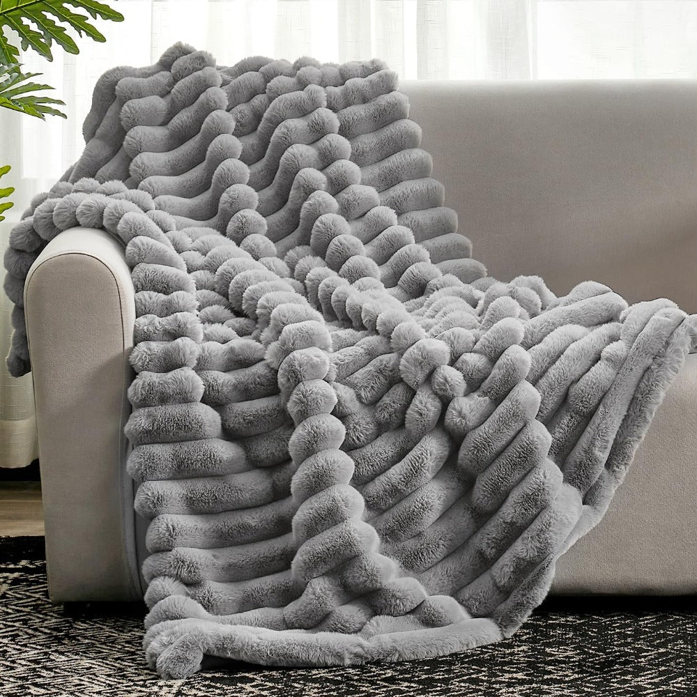 PlushRidge – Ribbed Faux Fur Throw Blanket