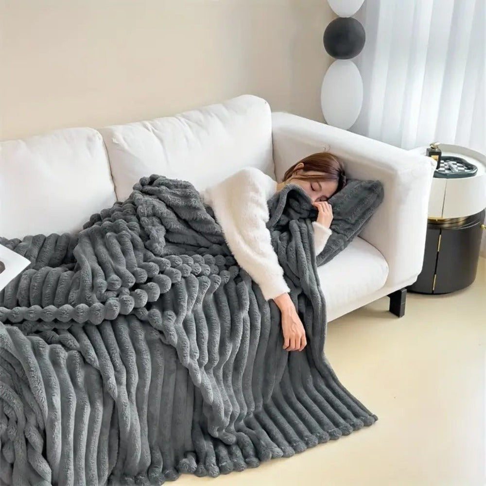 PlushRidge – Ribbed Faux Fur Throw Blanket