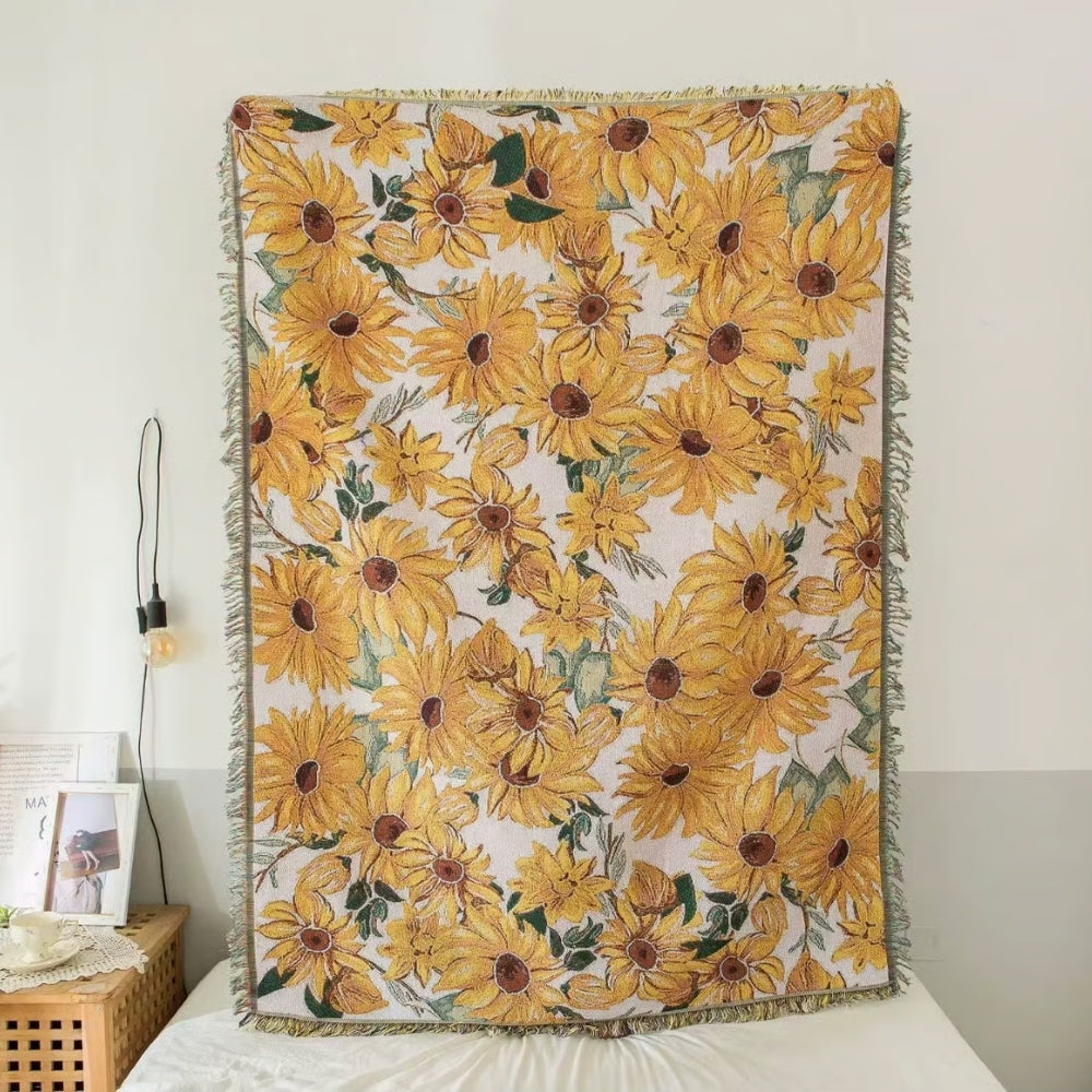 BloomHaven Blanket - Picnic Blanket - Floral Style - Outdoor Comfort Design
